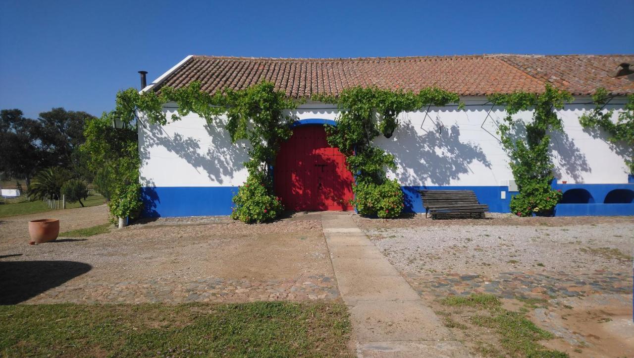 Lodge Monte Do Sobral Alcáçovas 外观 照片